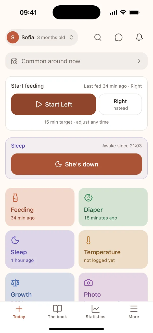 The home screen for a three-month-old: the feeding timer, sleep and the log buttons